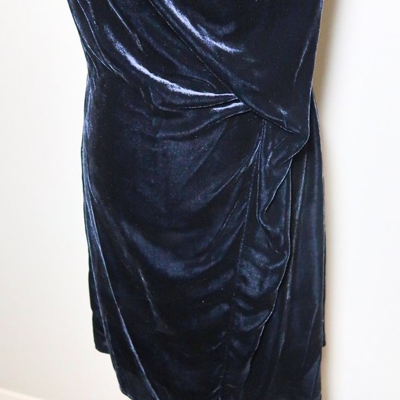 Twist & Tango Black Velvet Dress Size 38 - Picture 7 of 9